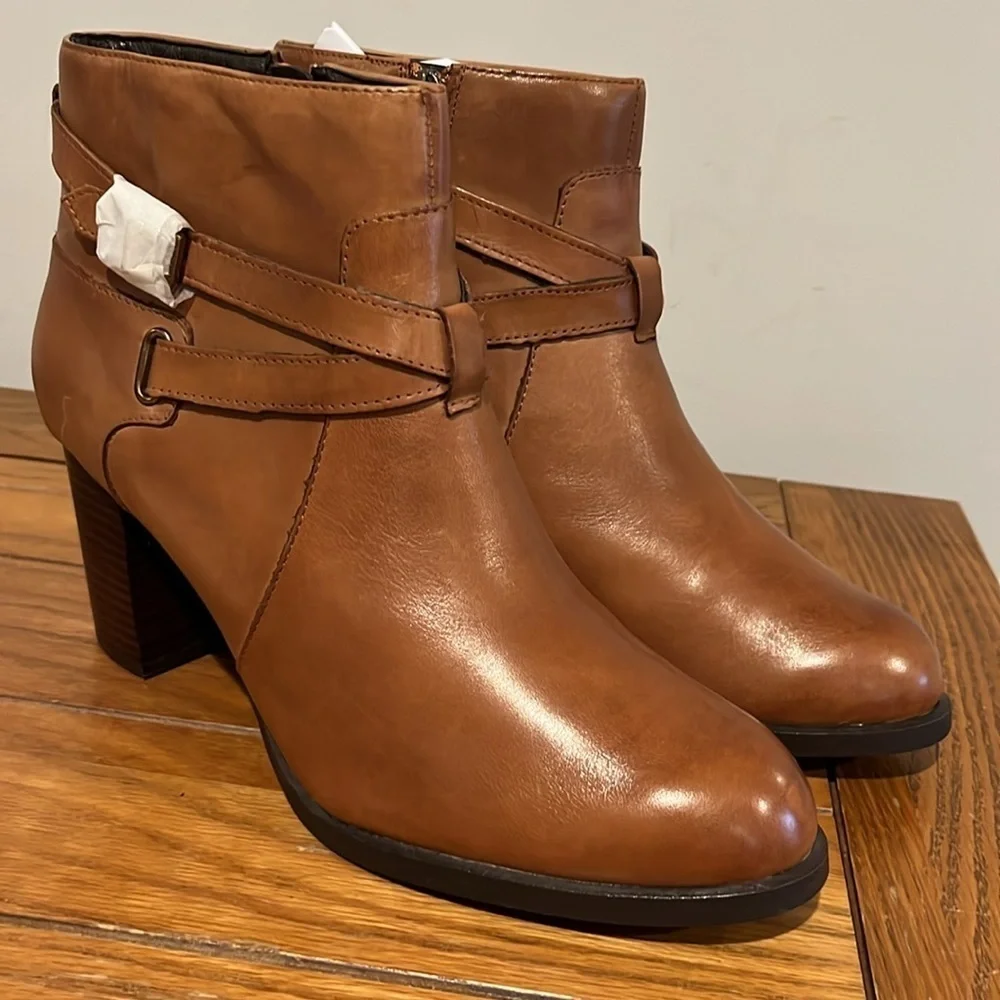NWOT Sperry Top Slider Women’s Dasher Belle Boot Size 9 1/2.